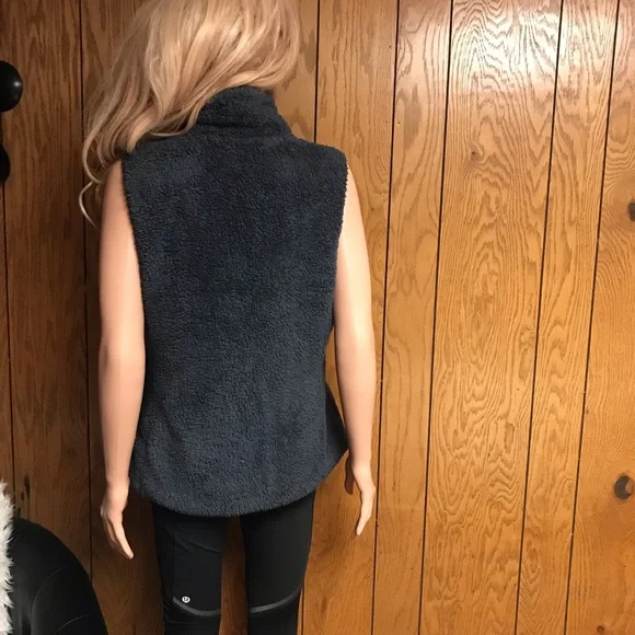 Patagonia" Los Gatos Fleece-Vest-Dark Gray-Size L -Good Condition - Picture 2 of 15